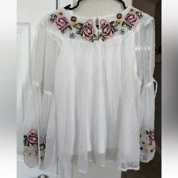 Altard State Embroidered Peasant Top Bell Sleeve Blouse white chiffon Womens M - Picture 2 of 4